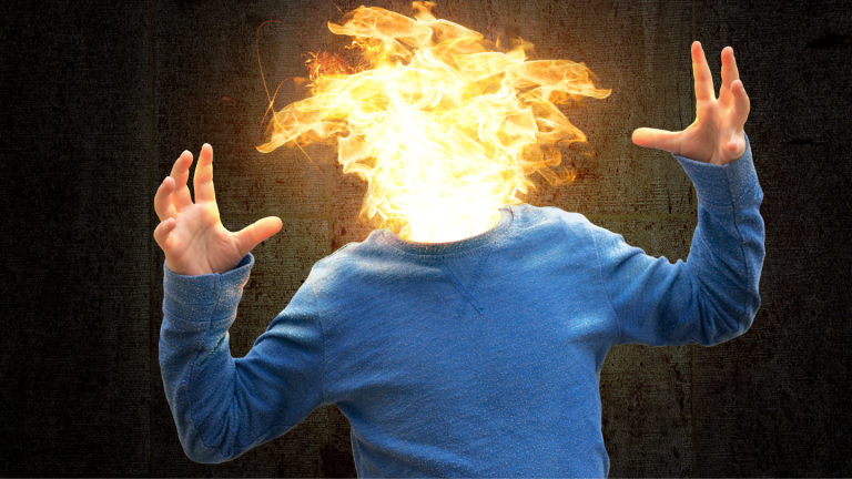 Burnout: las 12 fases del agotamiento ¡frénalo a tiempo!