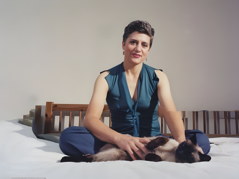 Vivir 18 meses como hombre: el experimento de Norah Vincent y lo que reveló desde adentro